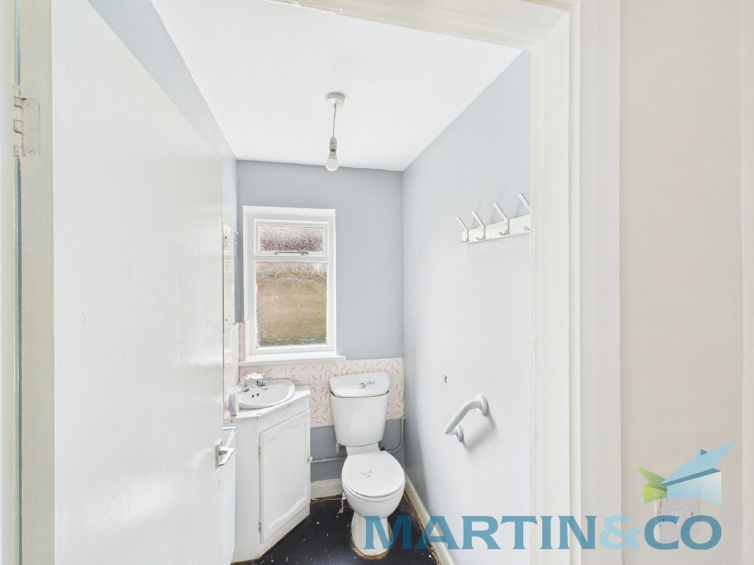 4 bedroom House for Sale Lyndhurst Avenue, Mossley Hill, Liverpool