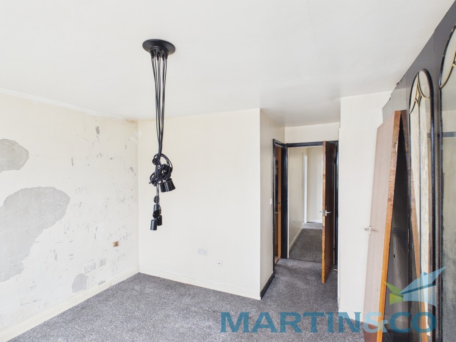 4 bedroom House for Sale Lyndhurst Avenue, Mossley Hill, Liverpool