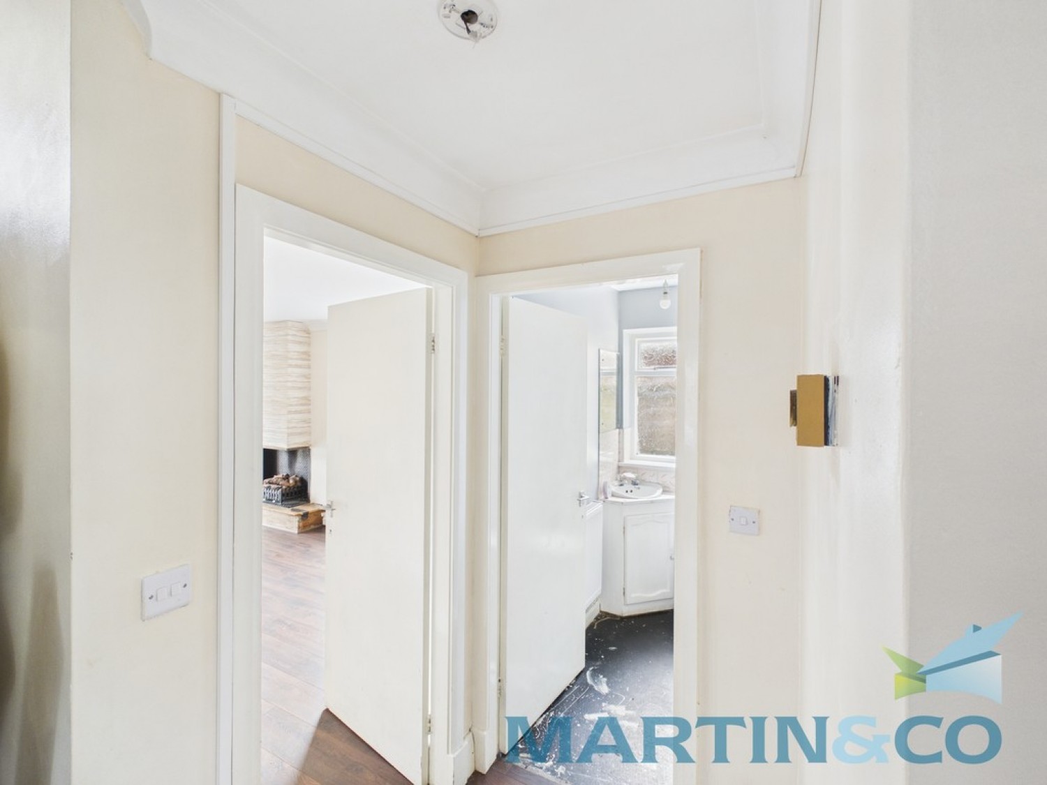 4 bedroom House for Sale Lyndhurst Avenue, Mossley Hill, Liverpool