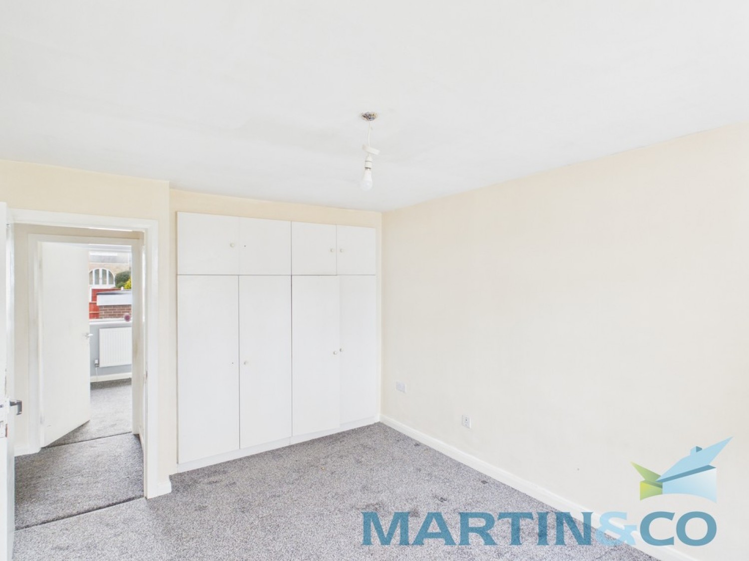 4 bedroom House for Sale Lyndhurst Avenue, Mossley Hill, Liverpool