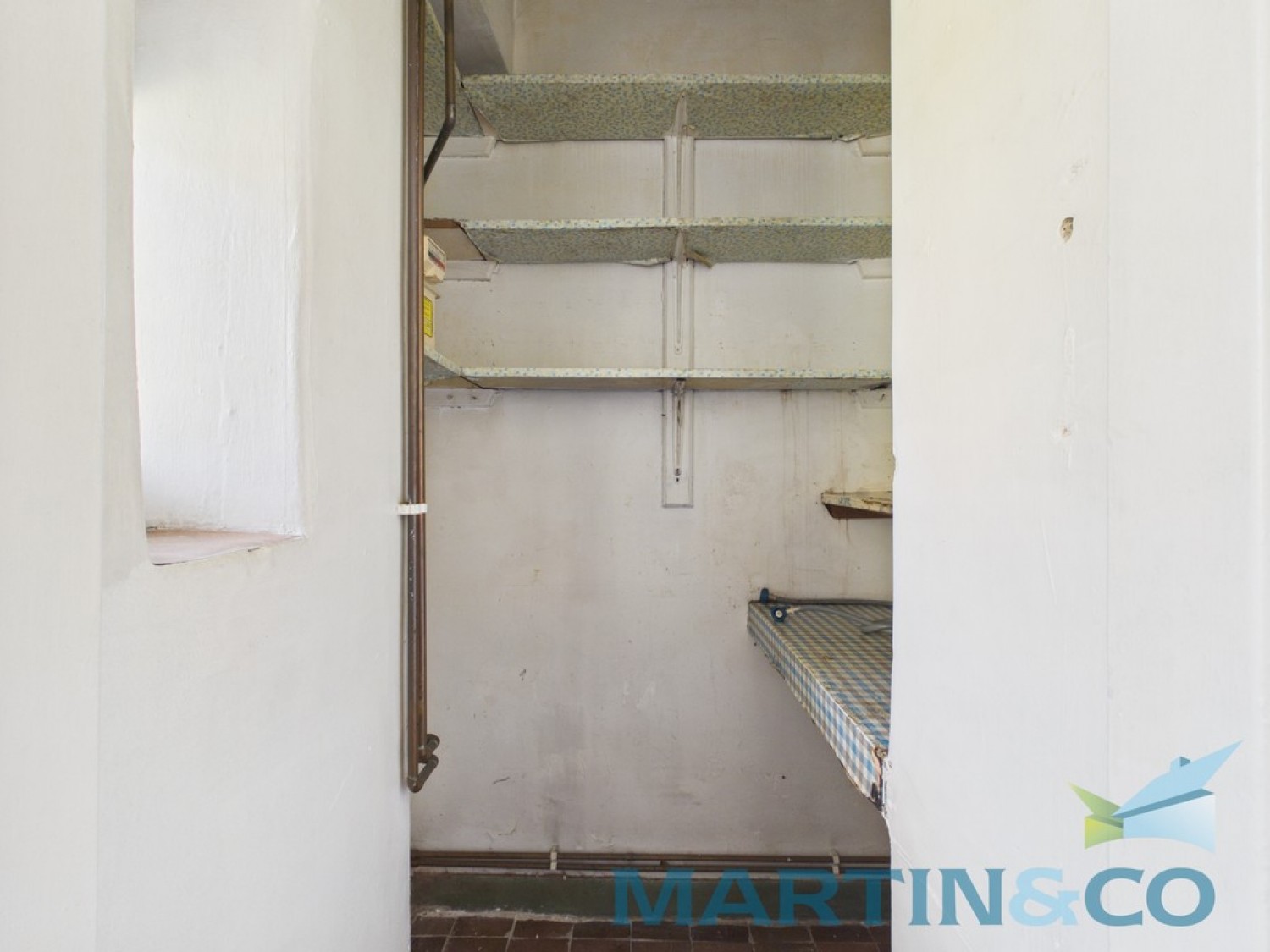 2 bedroom Flat for Sale Waverley Road, Sefton Park, Liverpool