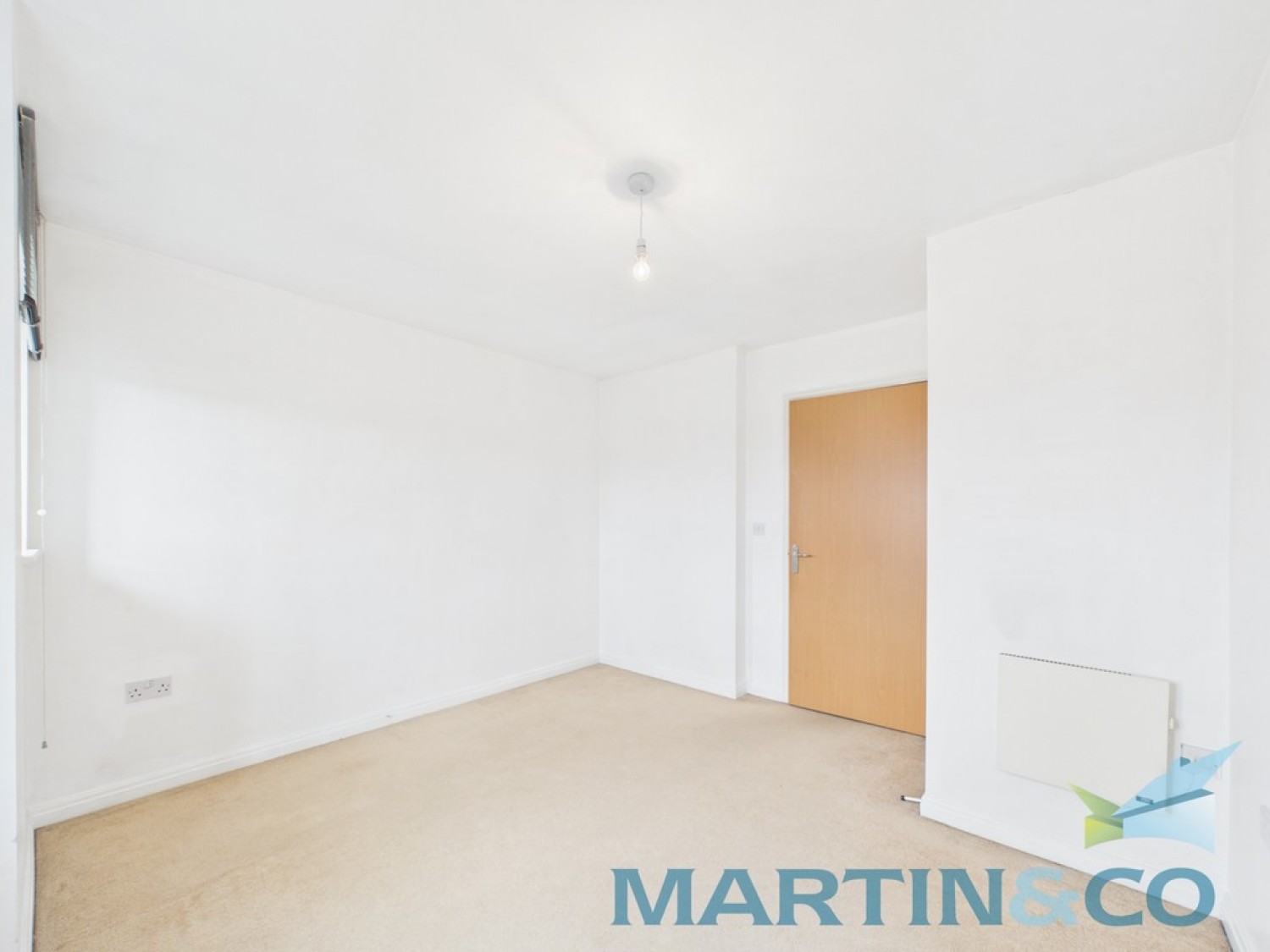 2 bedroom Flat for Sale Alderman Road, Hunts Cross, Liverpool