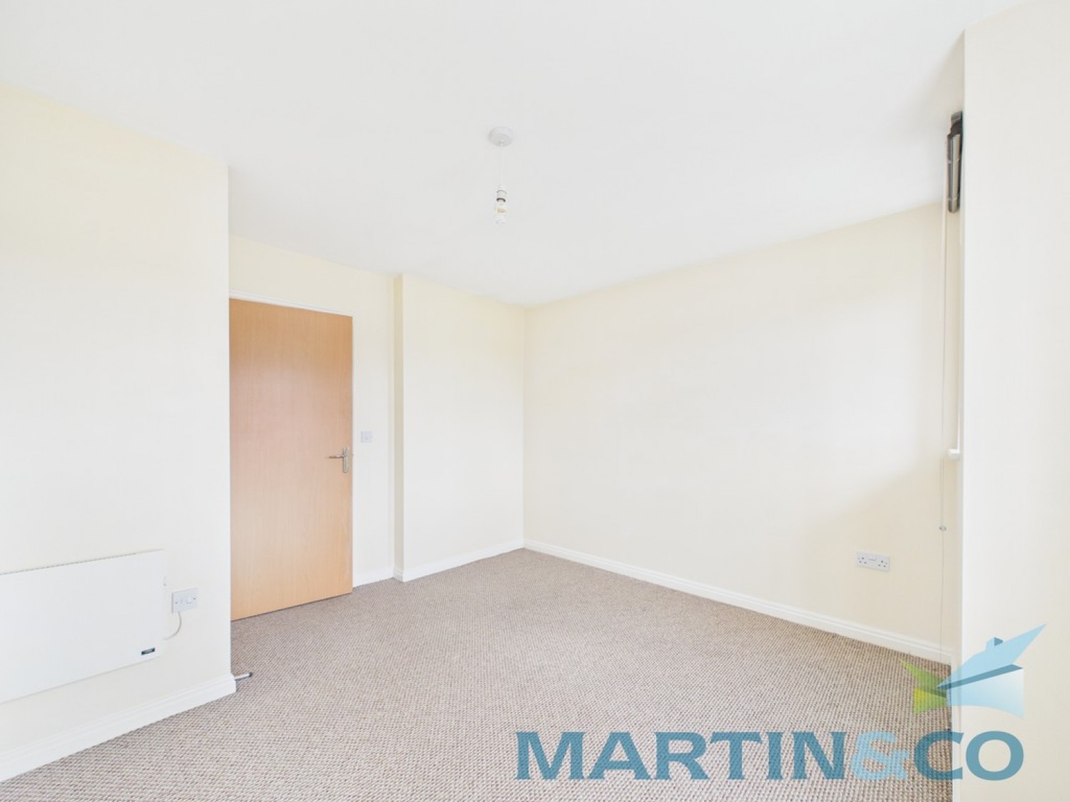 2 bedroom Flat for Sale Alderman Road, Hunts Cross, Liverpool