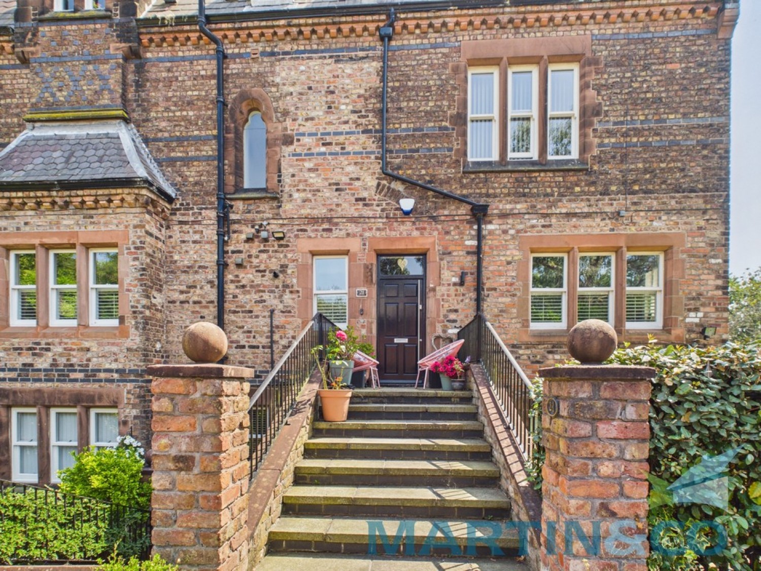 2 bedroom Flat for Sale New Heys Drive, Allerton , Liverpool
