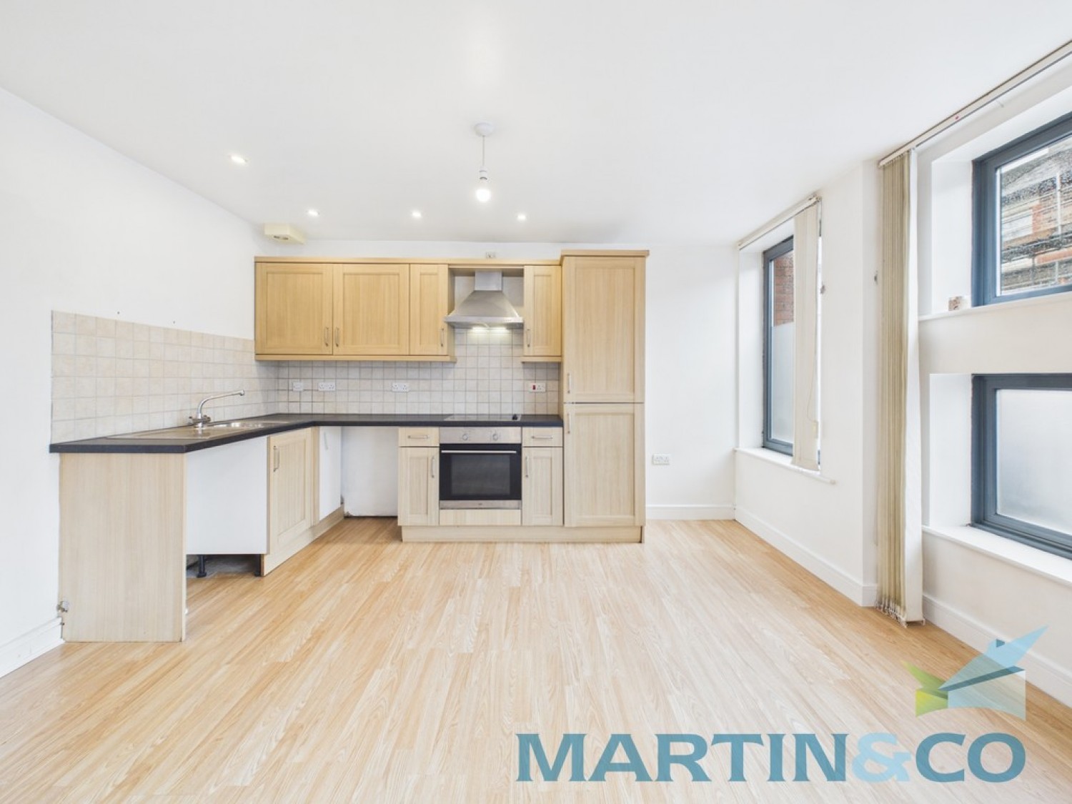 2 bedroom Flat for Sale Heald Street, Garston, Liverpool