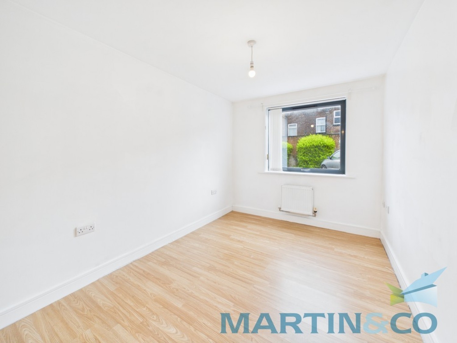2 bedroom Flat for Sale Heald Street, Garston, Liverpool