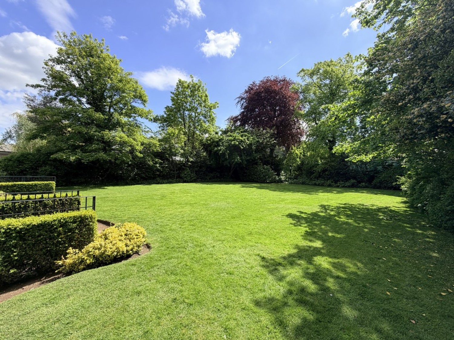 2 bedroom Flat for Letting Park Avenue, Mossley Hill, Liverpool