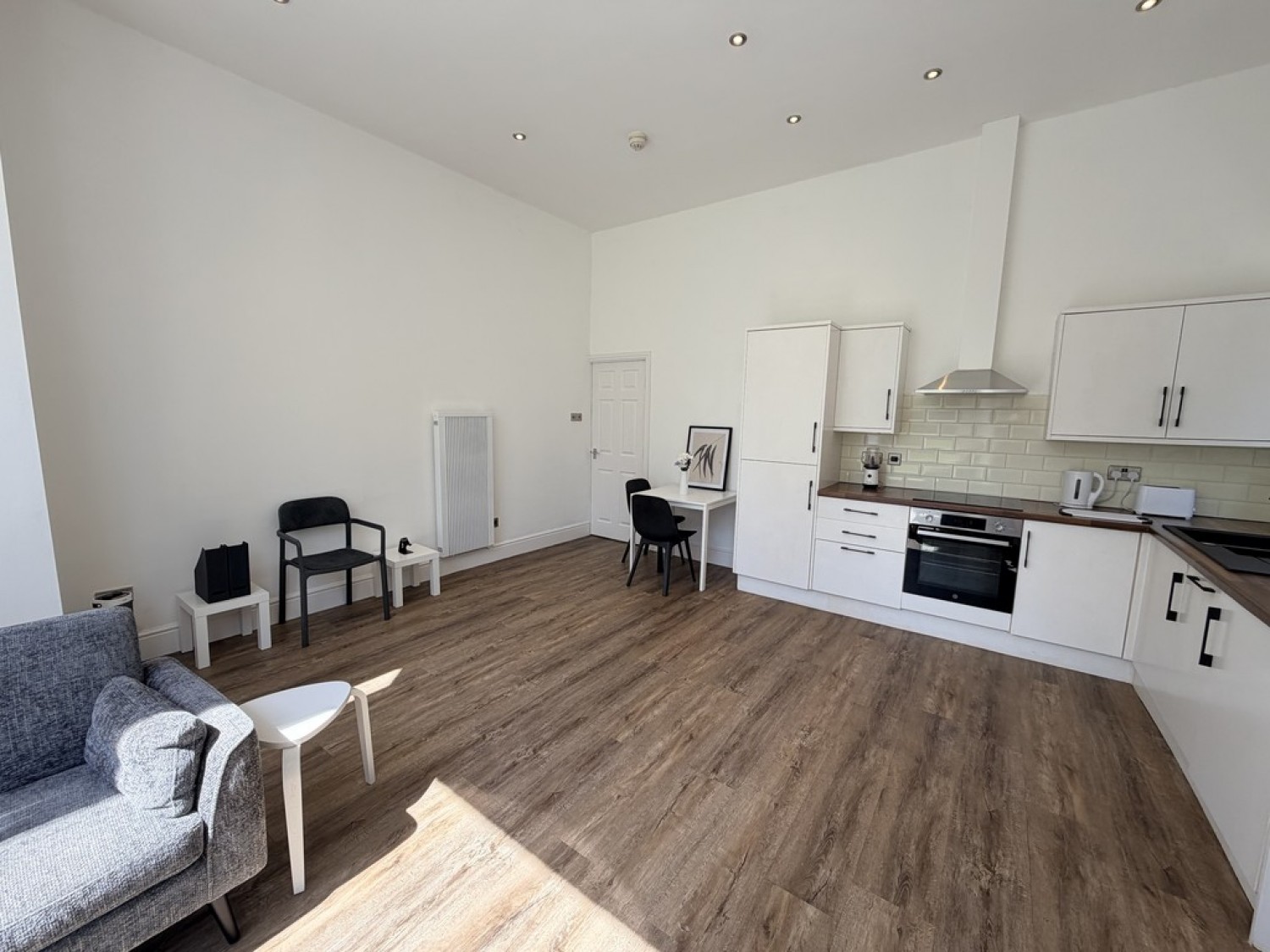 2 bedroom Flat for Letting Park Avenue, Mossley Hill, Liverpool