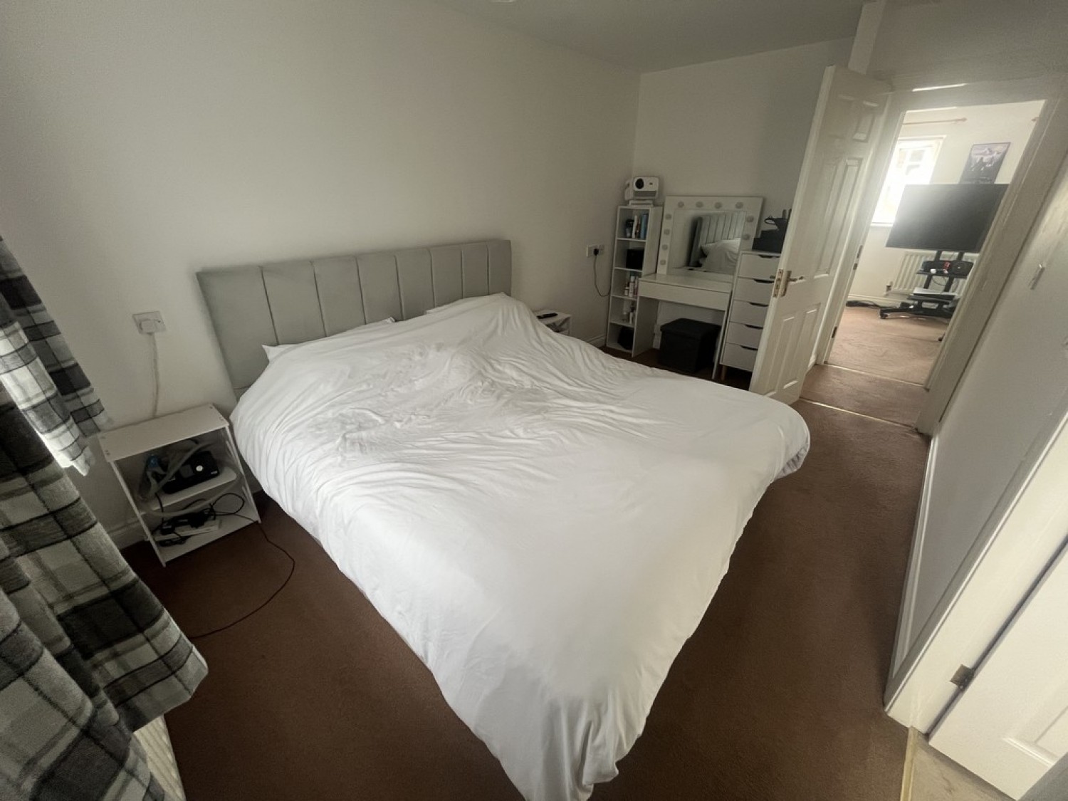 3 bedroom House for Letting Cludd Avenue, Coddington