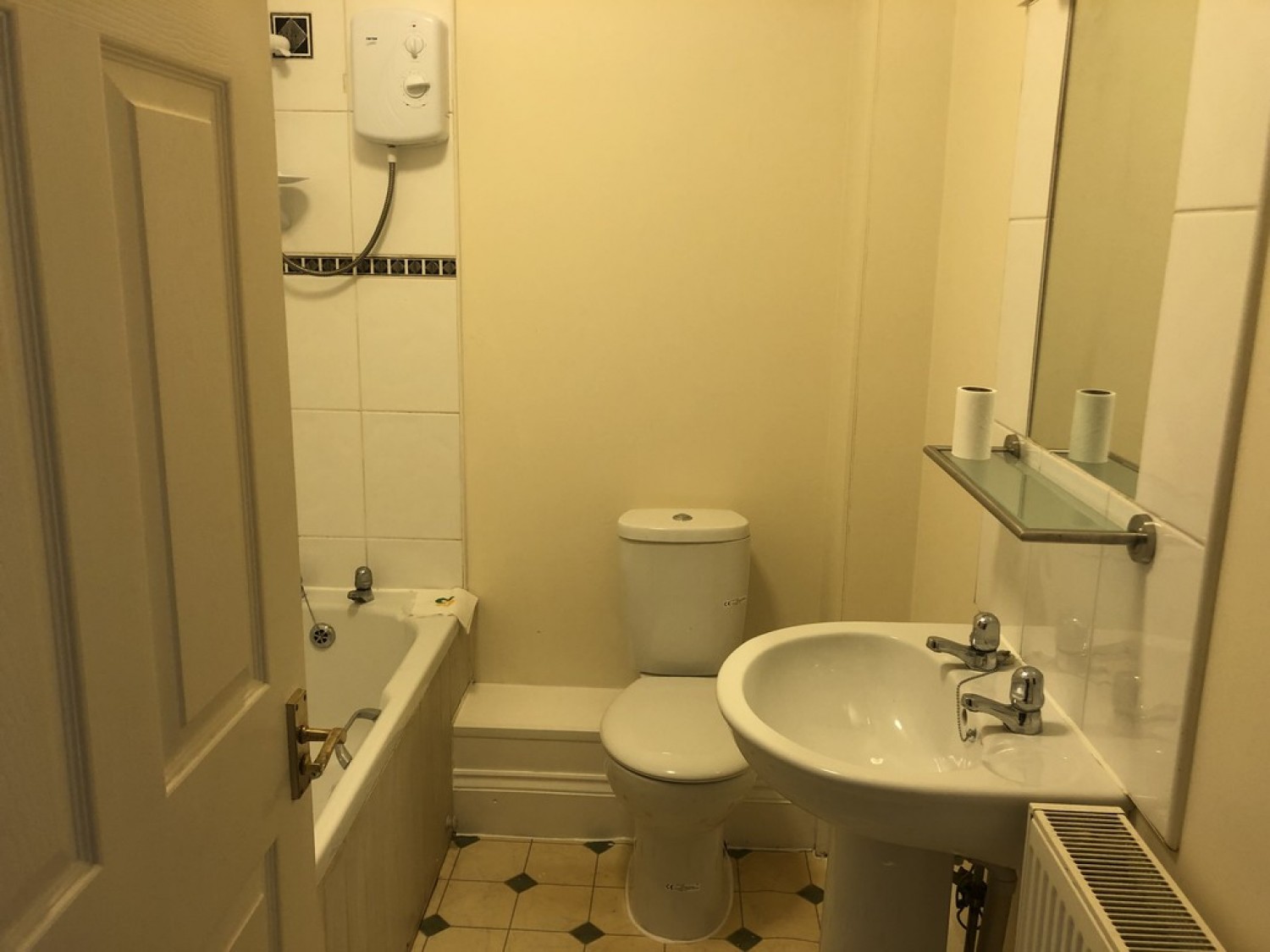 2 bedroom Flat for Letting Church View, Pinfold Barns, Balderton