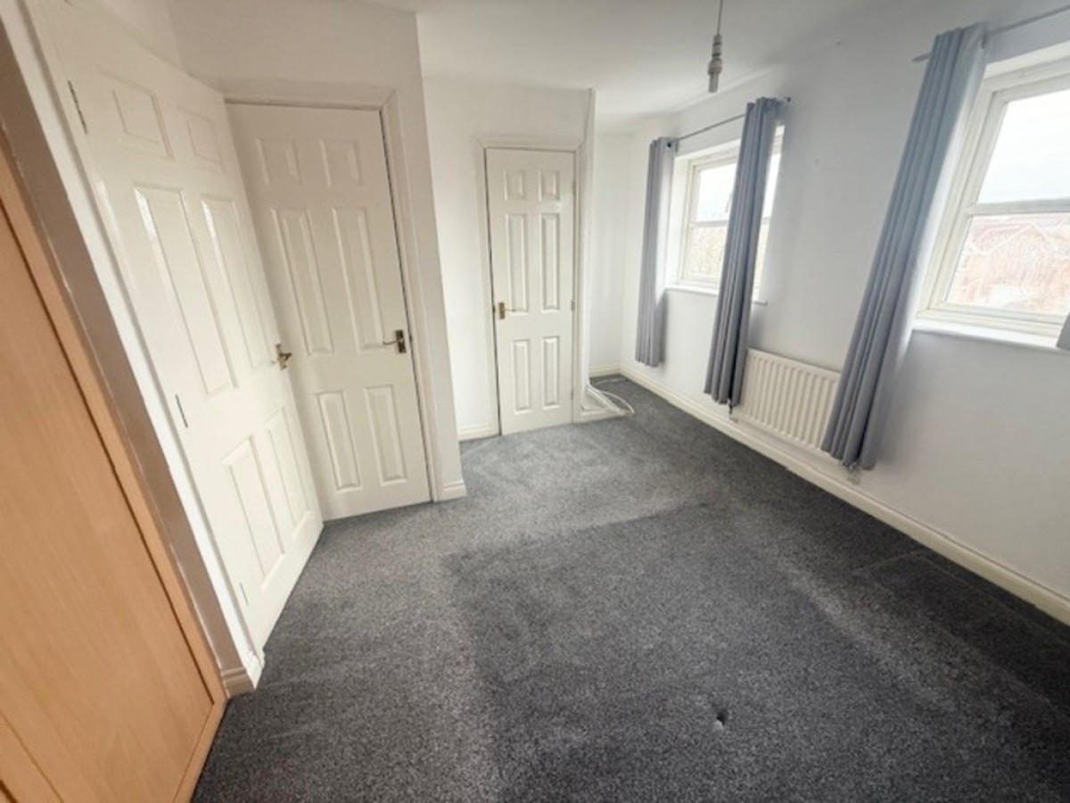 Cludd Avenue, Coddington