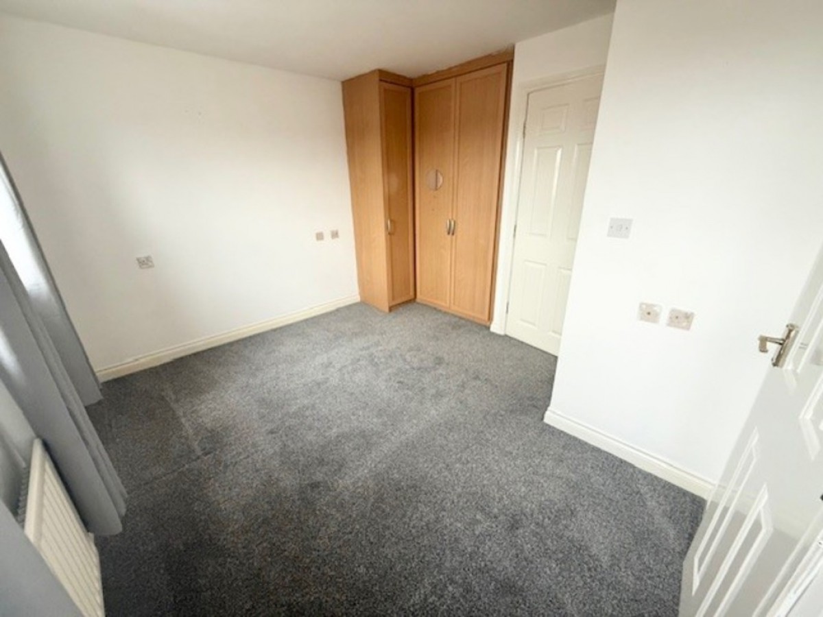 Cludd Avenue, Coddington