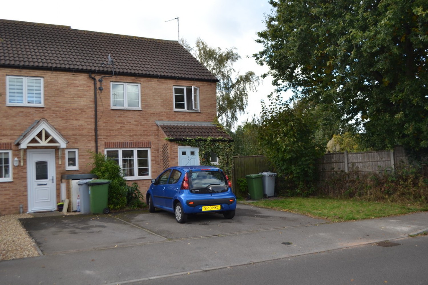 3 bedroom House in Emmendingen Avenue, Newark