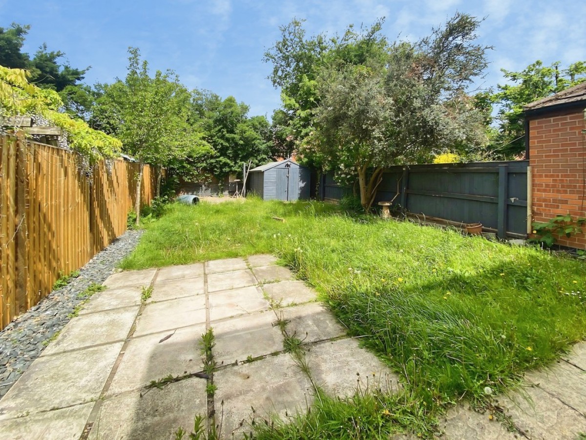 Beeston Road, Newark, Notts