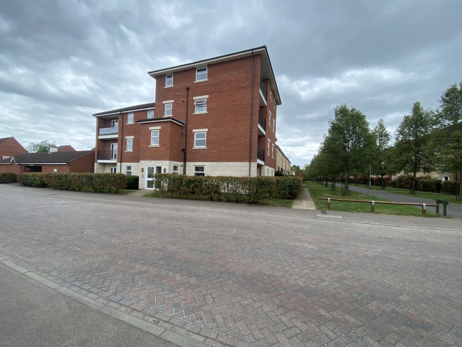 2 bedroom Flat for Sale Fernwood, Goldstraw Lane