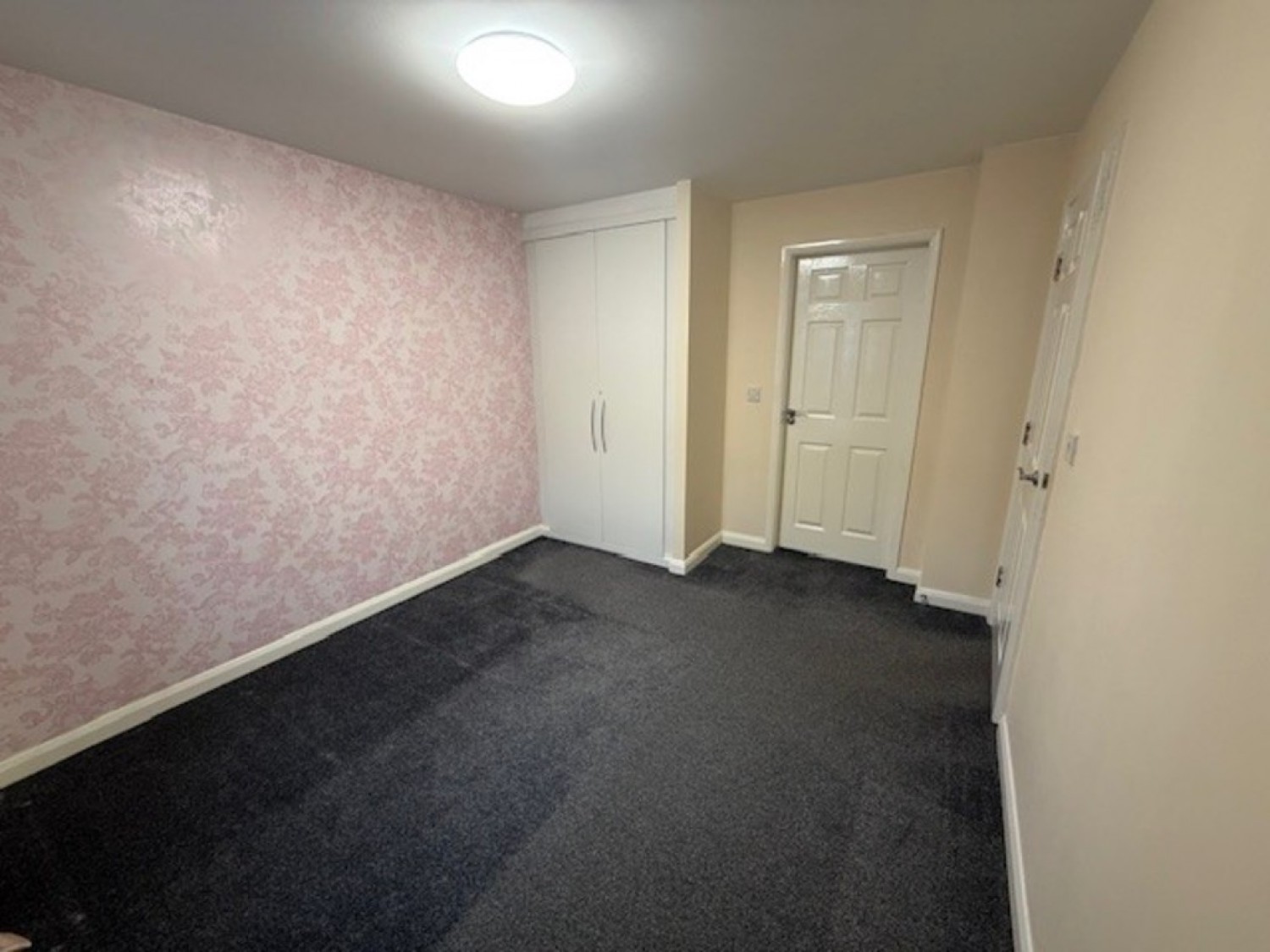 4 bedroom House in Pond Close, Fernwood