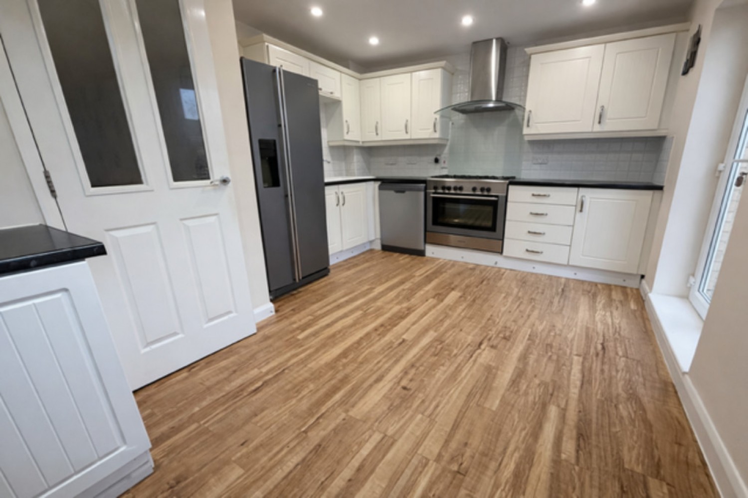 4 bedroom House in Pond Close, Fernwood