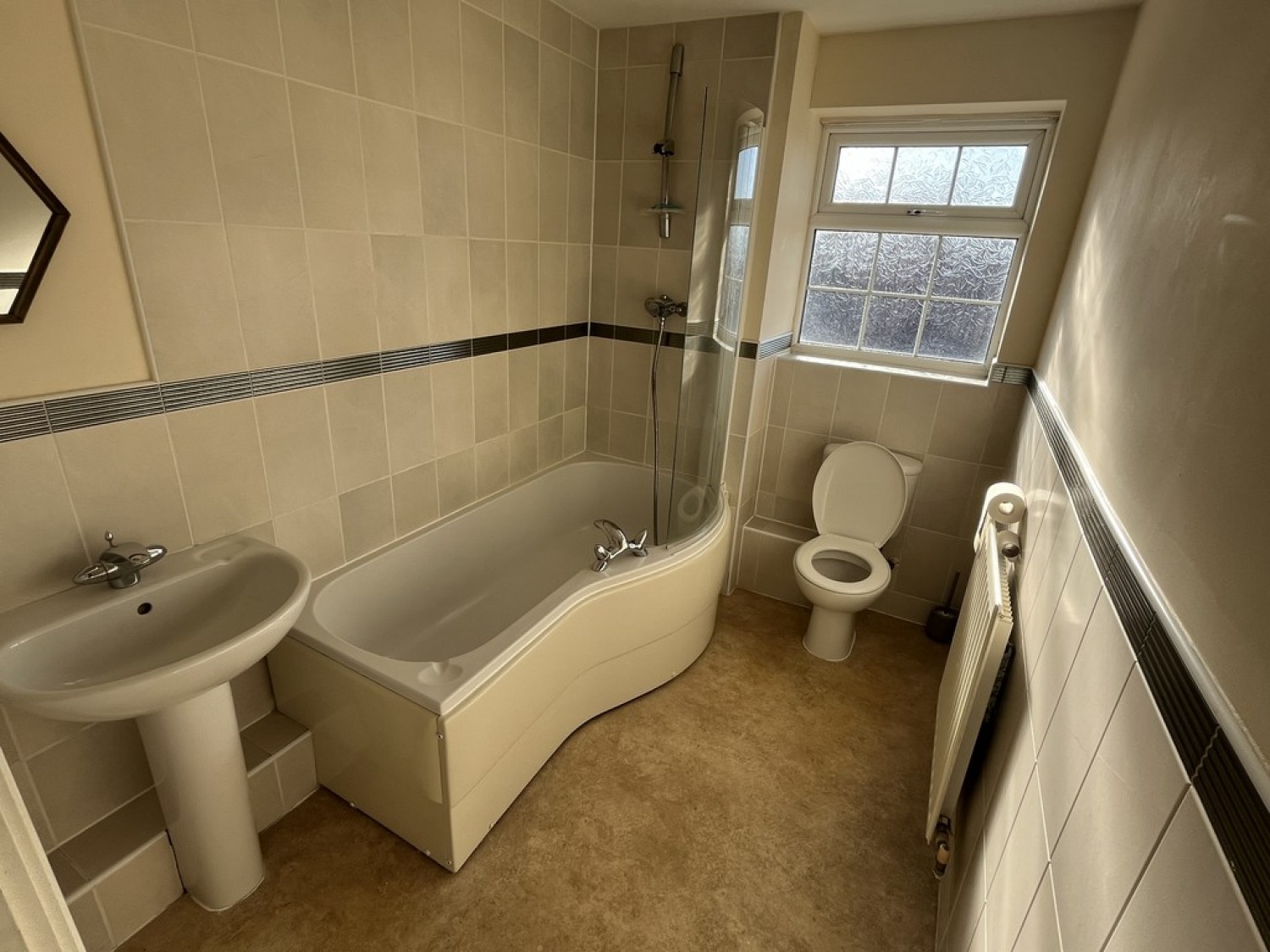 2 bedroom Flat for Letting Fernwood, Newark, Notts