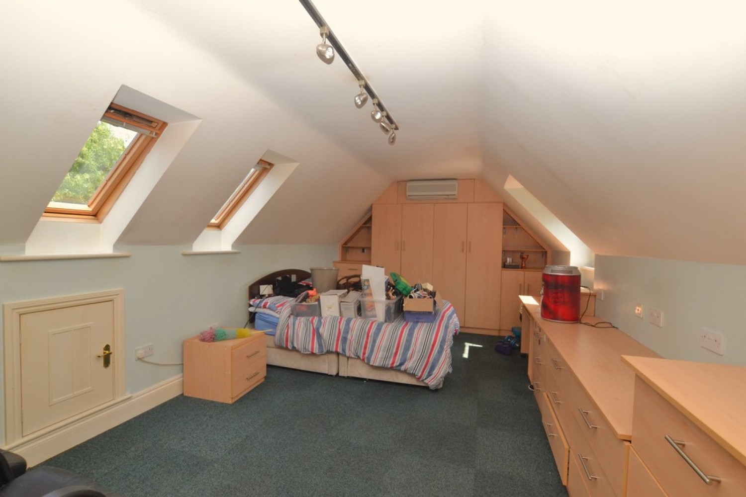 7 bedroom House for Sale Glebe Park, Newark