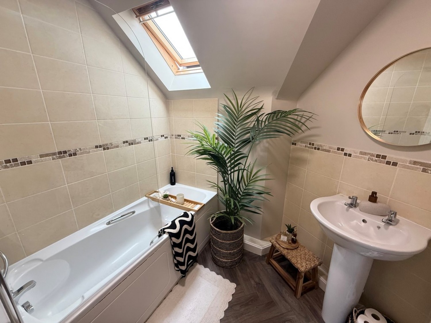 The Crossings, Newark