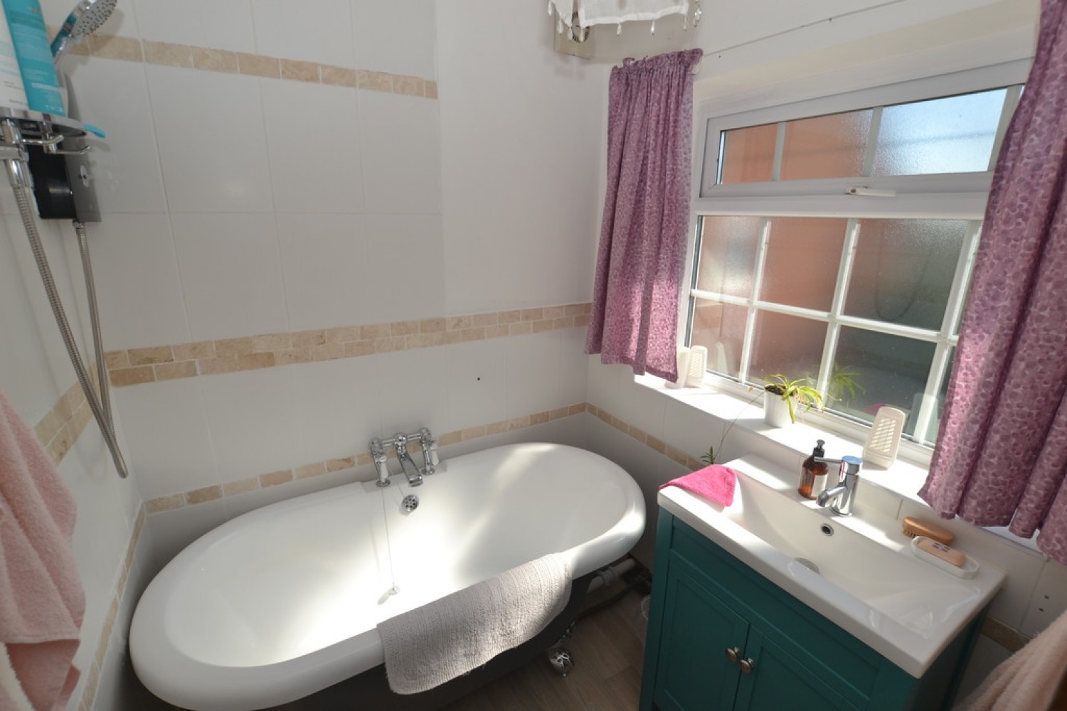3 bedroom House for Sale 7 Triumph Close, Eakring