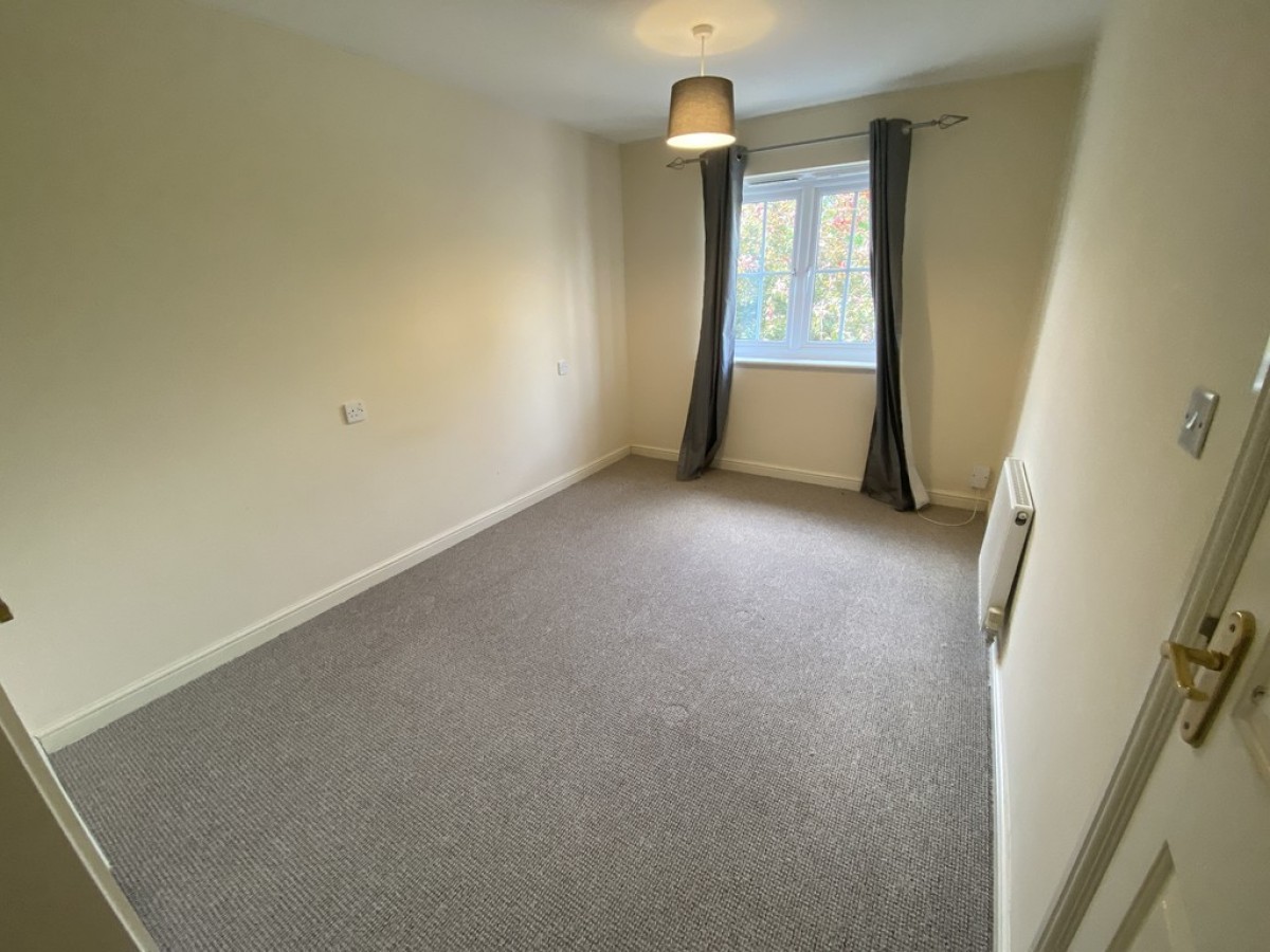 Dale Crescent, Fernwood, Newark