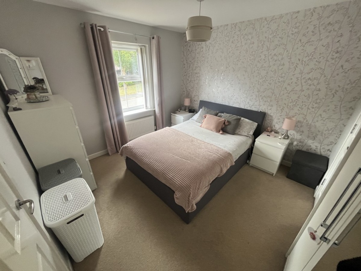 Marron Court, Fernwood, Newark