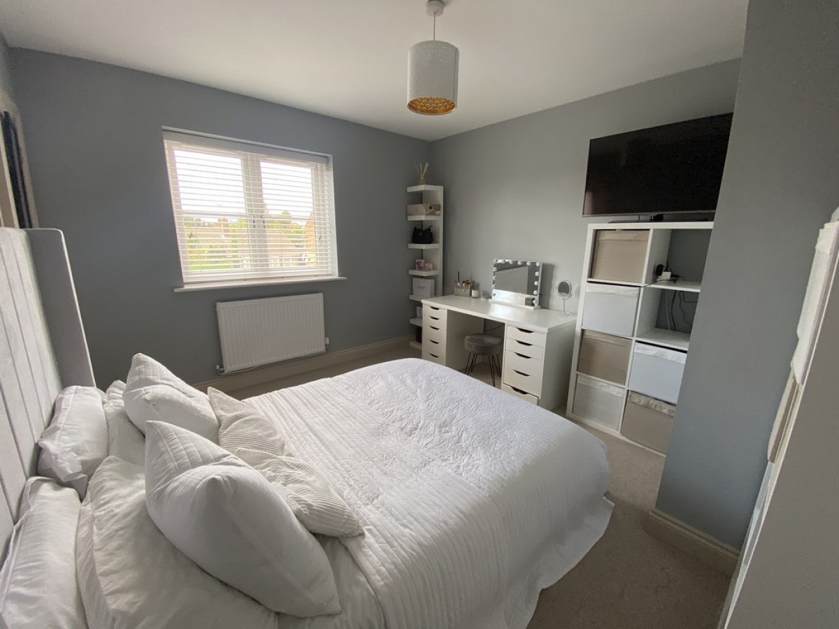 Alexander Mews , Balderton