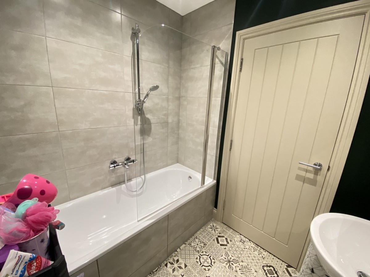 Alexander Mews , Balderton