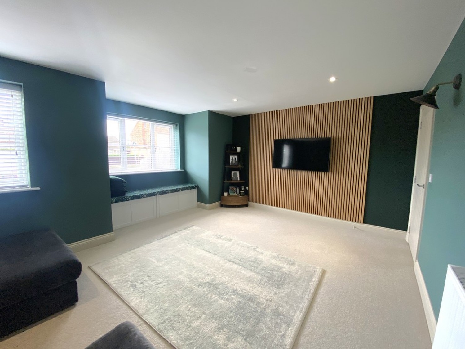 Alexander Mews , Balderton