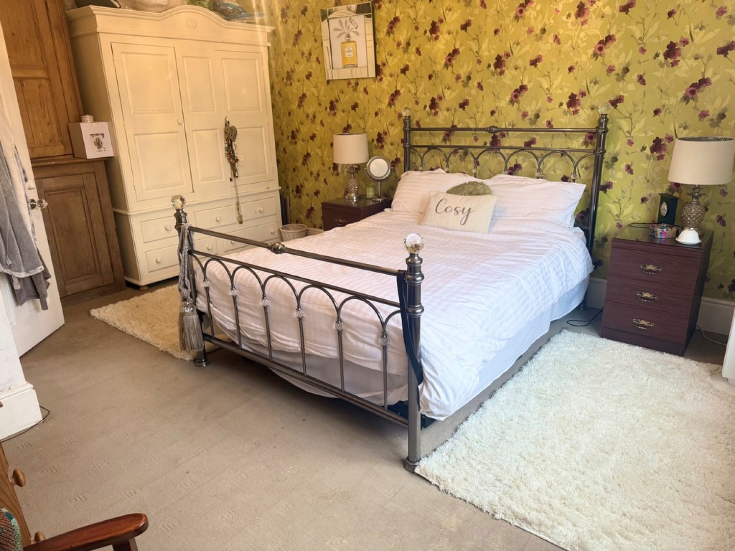 9 Manor House