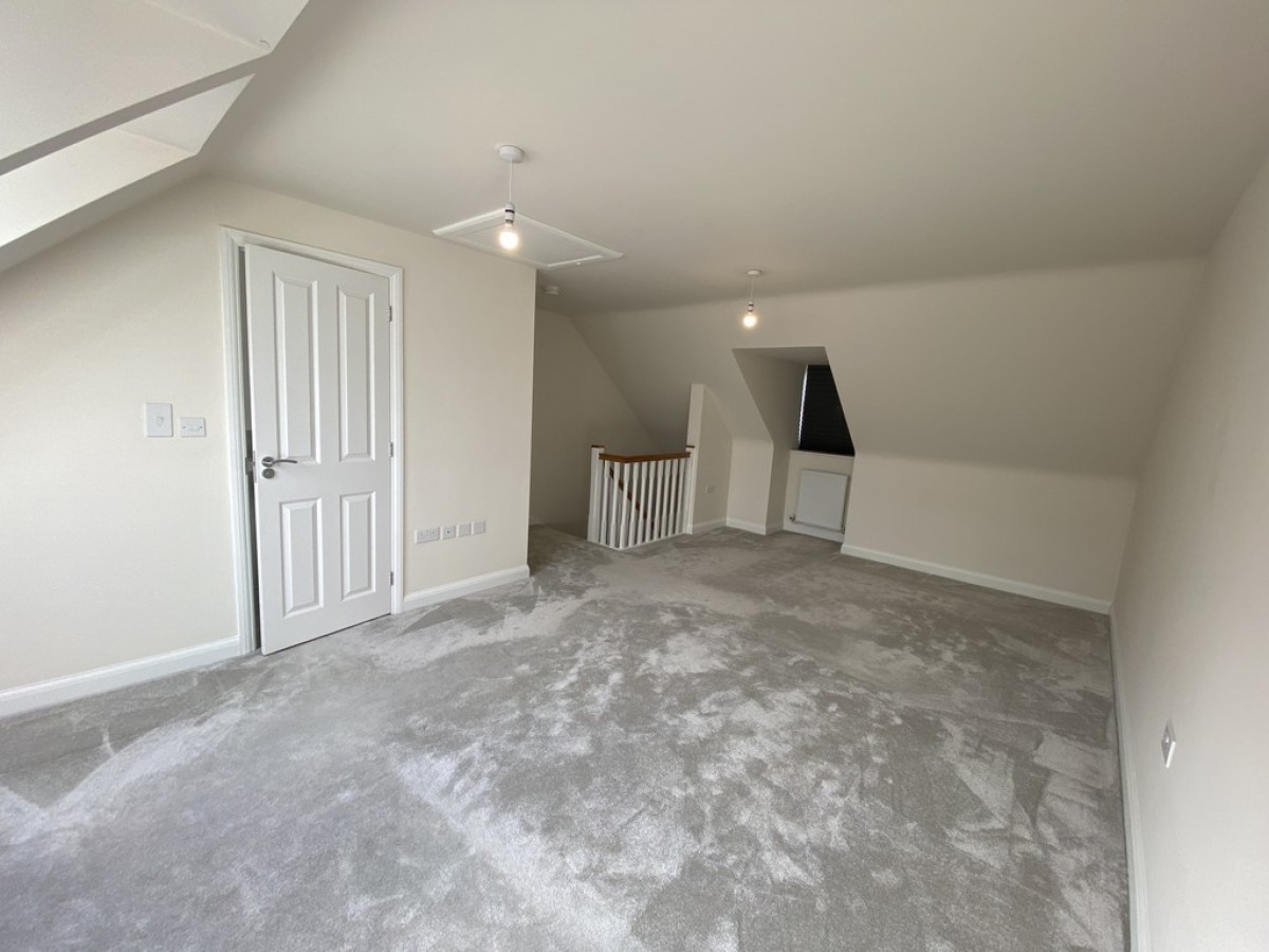 Hampden Close, Fernwood, Newark