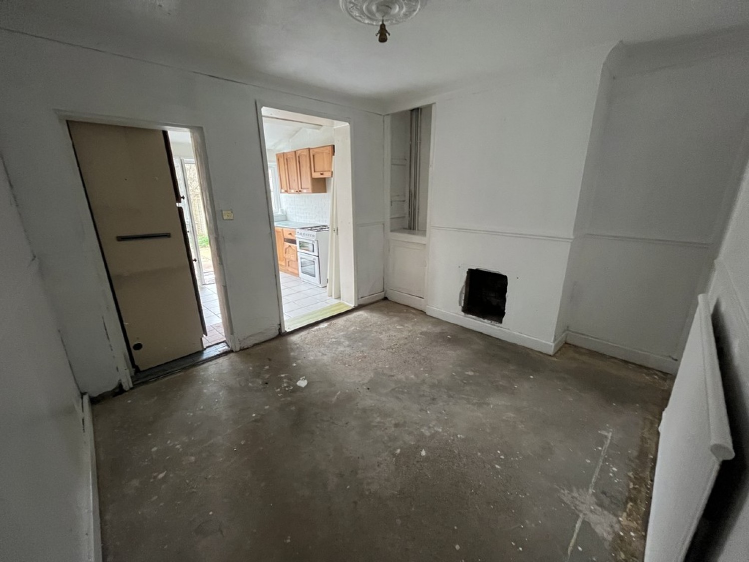 2 bedroom House for Sale William Street, Newark