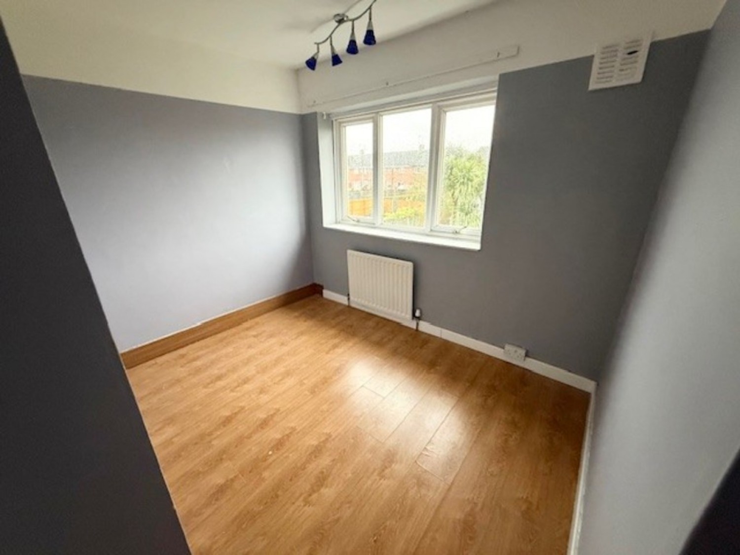 4 bedroom House for Sale Elizabeth Road, Newark