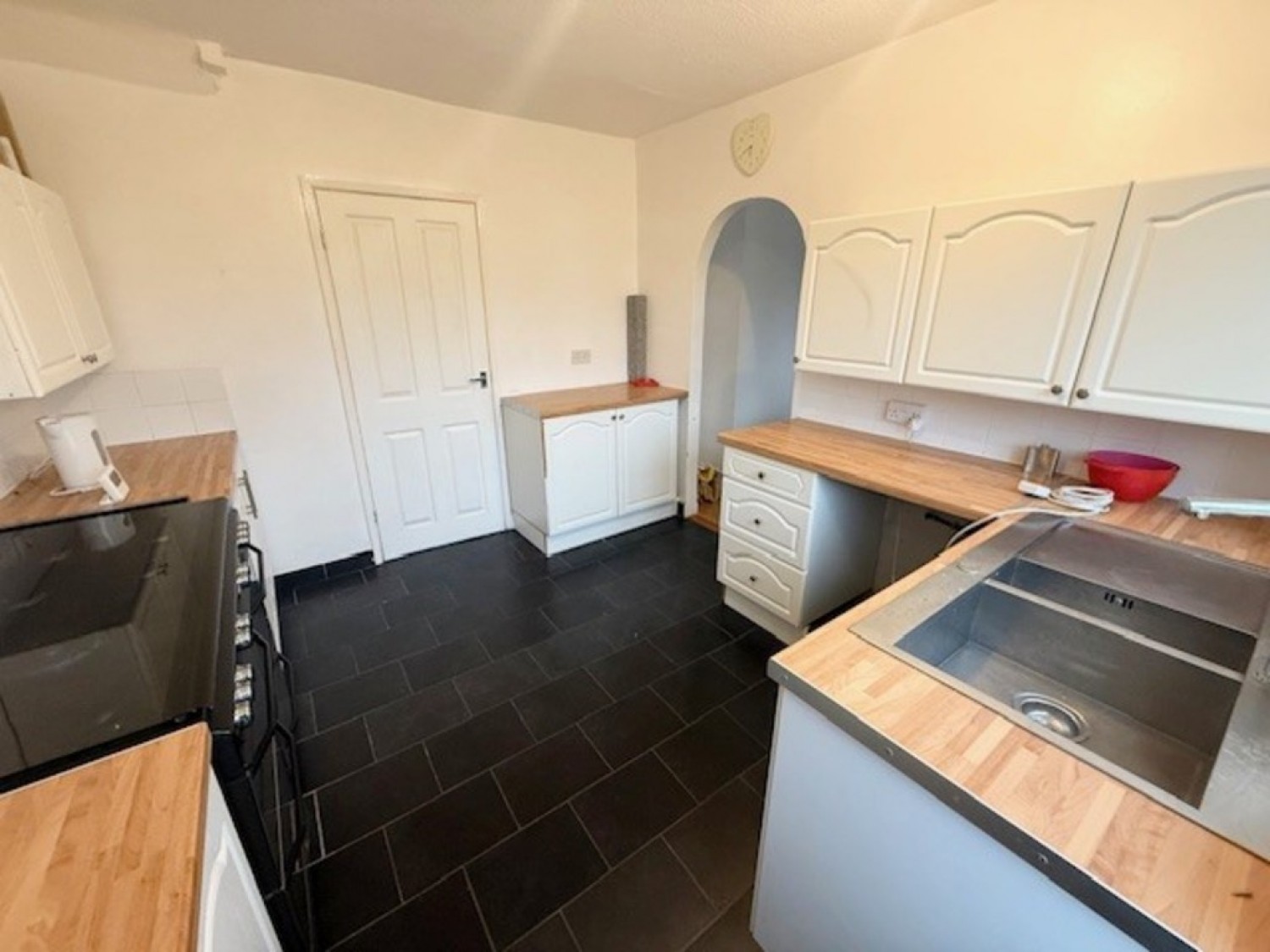 4 bedroom House for Sale Elizabeth Road, Newark