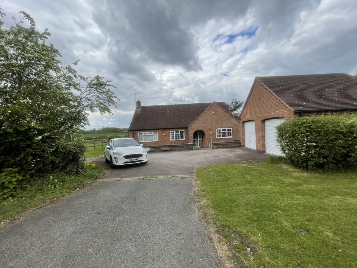 Coddington, Newark, Notts