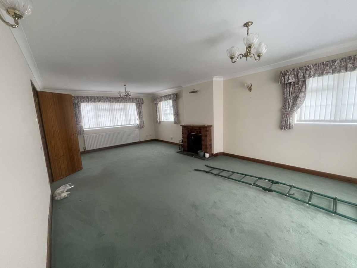 Coddington, Newark, Notts
