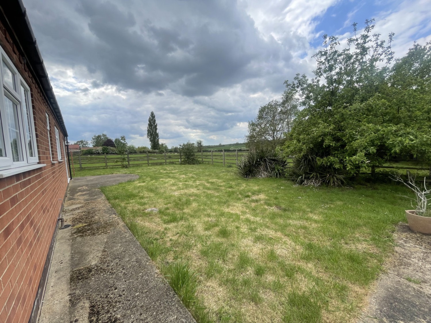 3 bedroom Bungalow for Letting Coddington, Newark, Notts