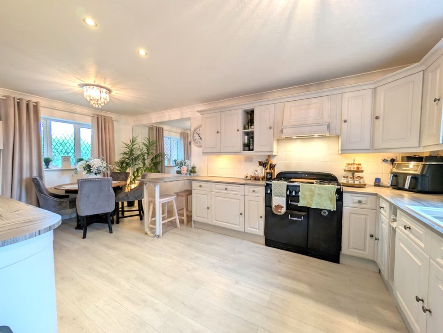 4 bedroom House for Sale Brownlow Close, East Stoke