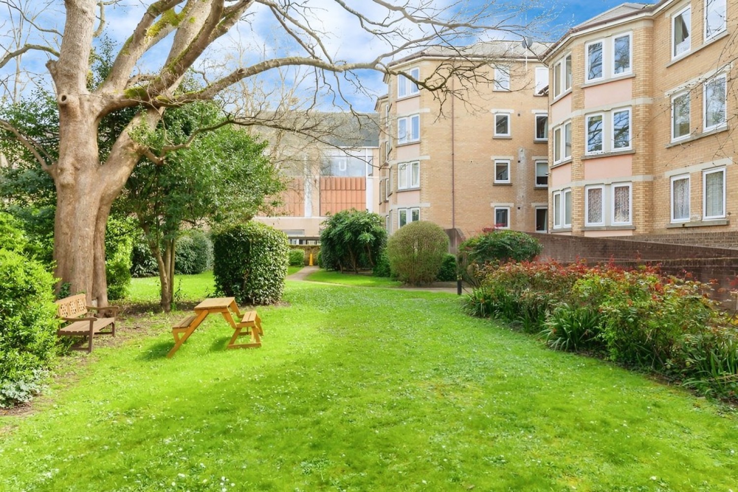 Tennyson Lodge, Oxford