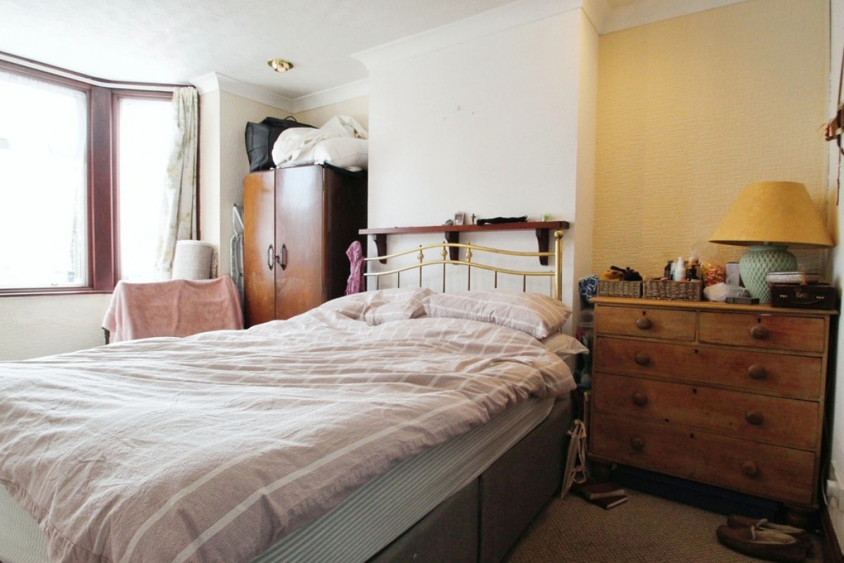 Fern Hill Road, Cowley