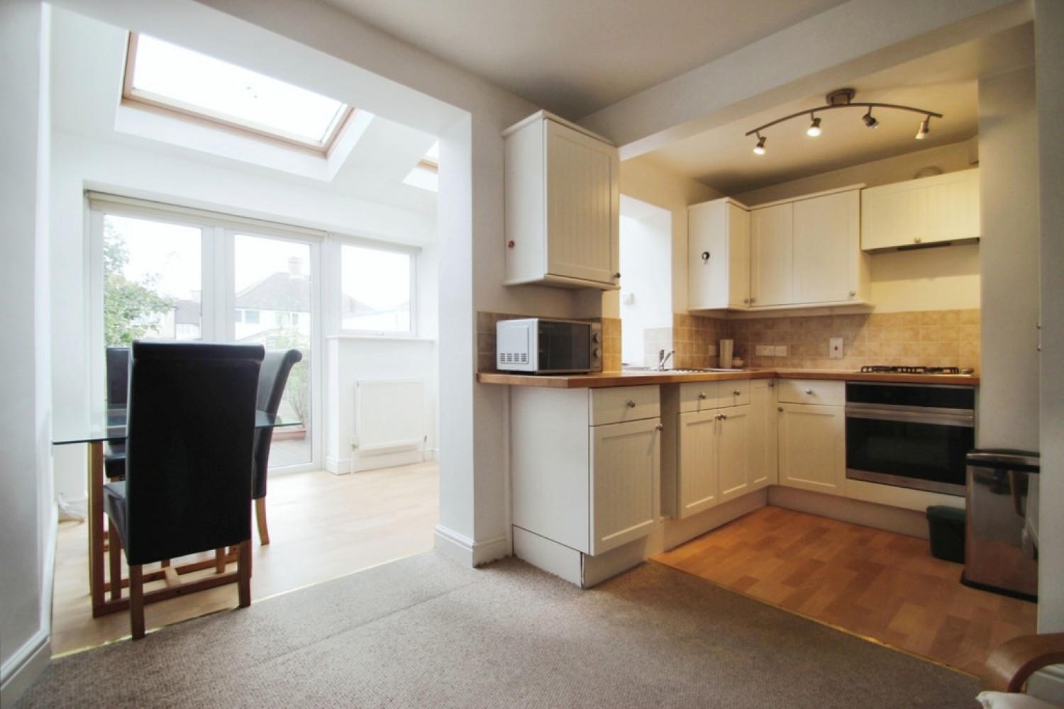 1 bedroom Flat for Letting Mark Road, Headington