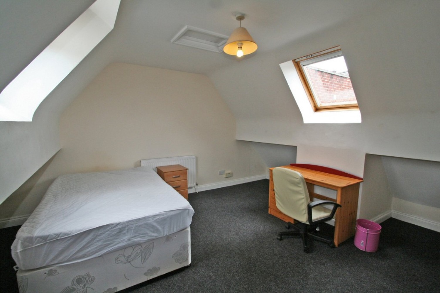 4 bedroom House in Cowley Road, Oxford