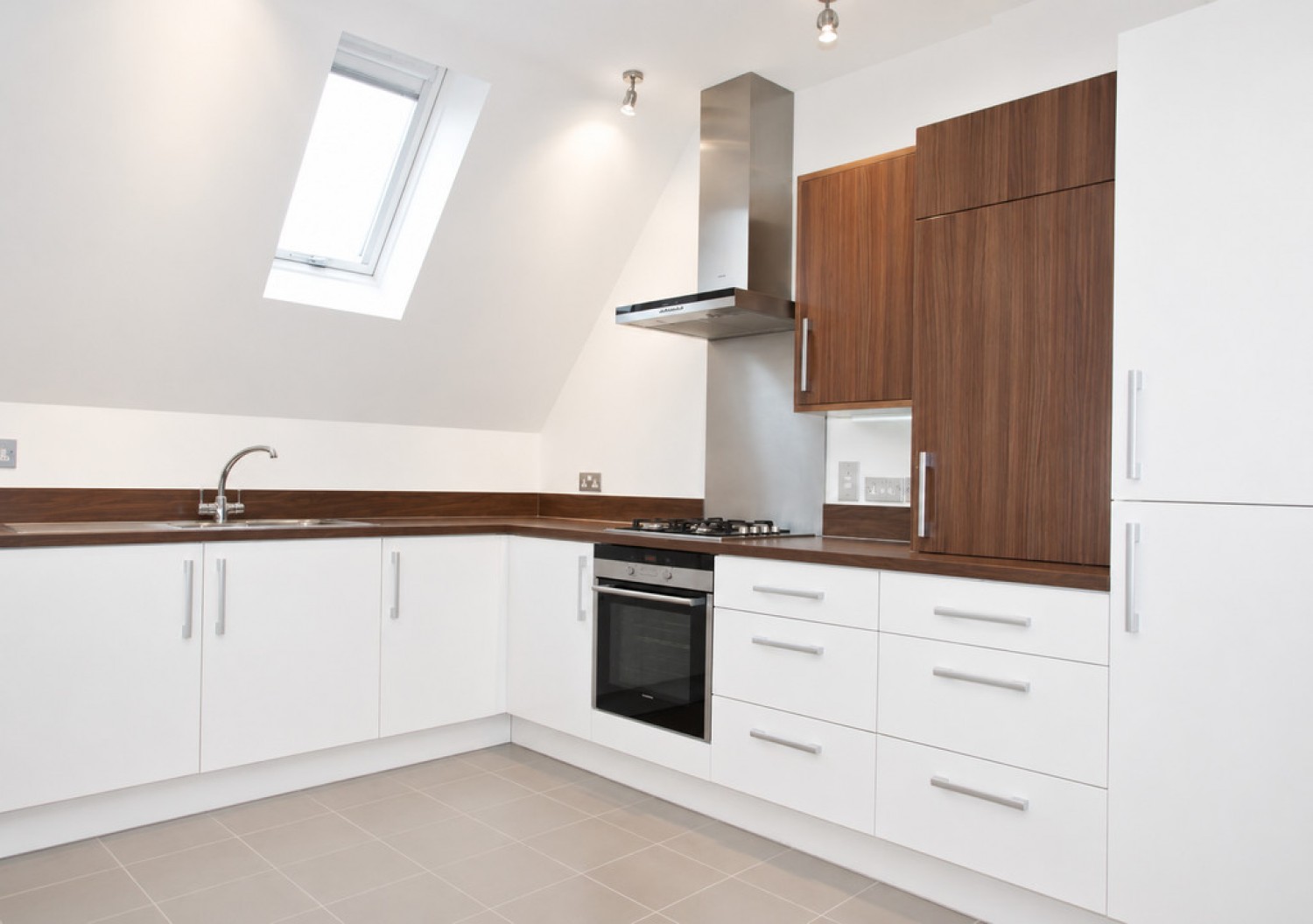 3 bedroom Flat for Letting Earl Court, Botley, Oxford