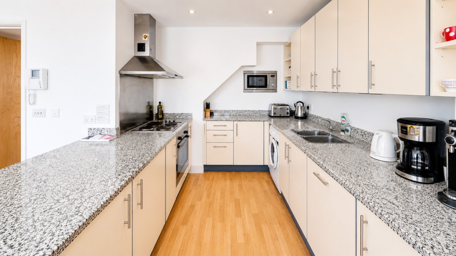2 bedroom Flat for Letting Oxford Castle, City Centre