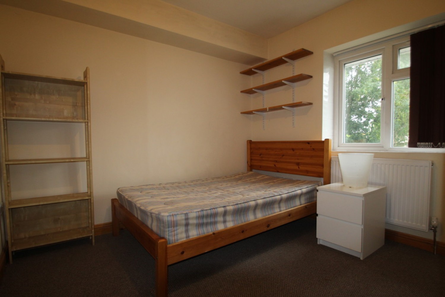 1 bedroom House of Multiple Occupation for Letting Lytton Road, Cowley