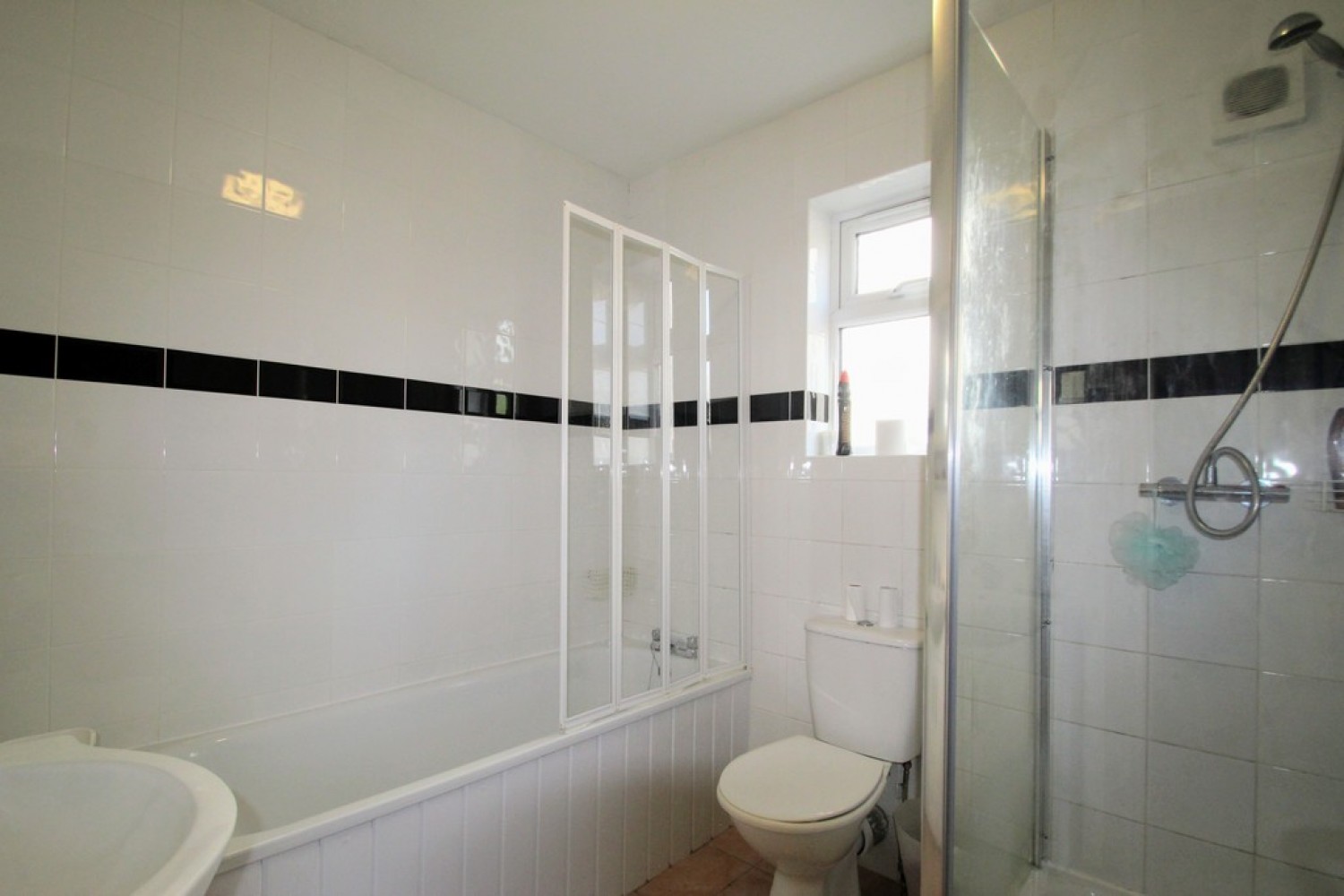 6 bedroom House for Letting Morris Crescent, Cowley