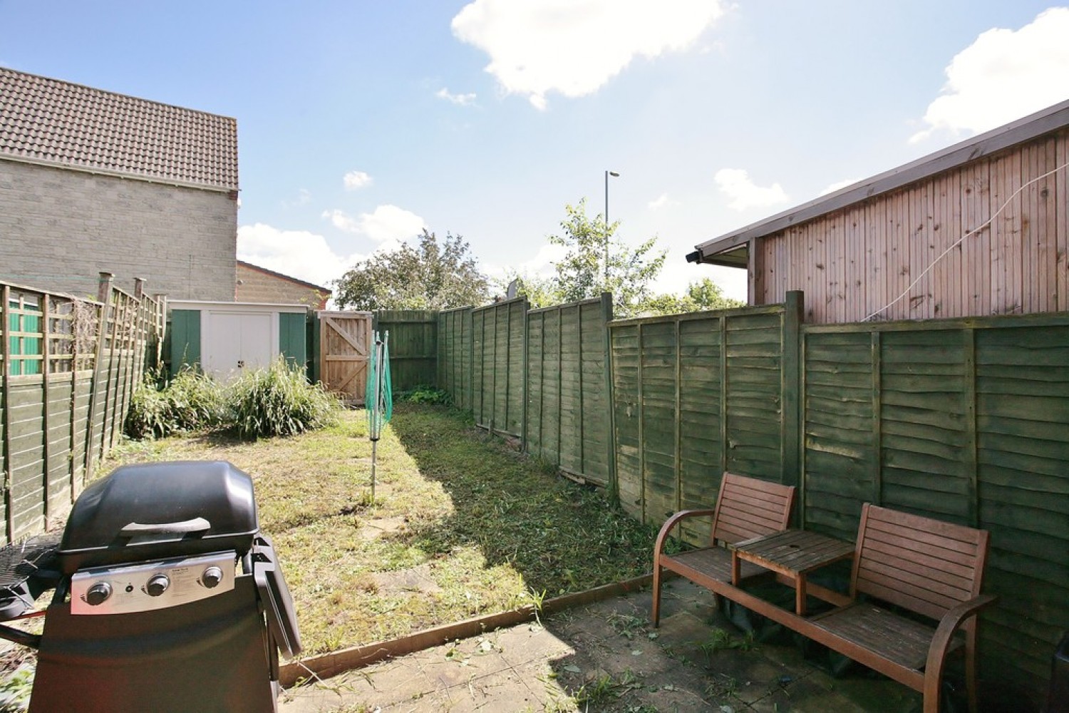 2 bedroom House in Hyacinth Walk, Greater Leys