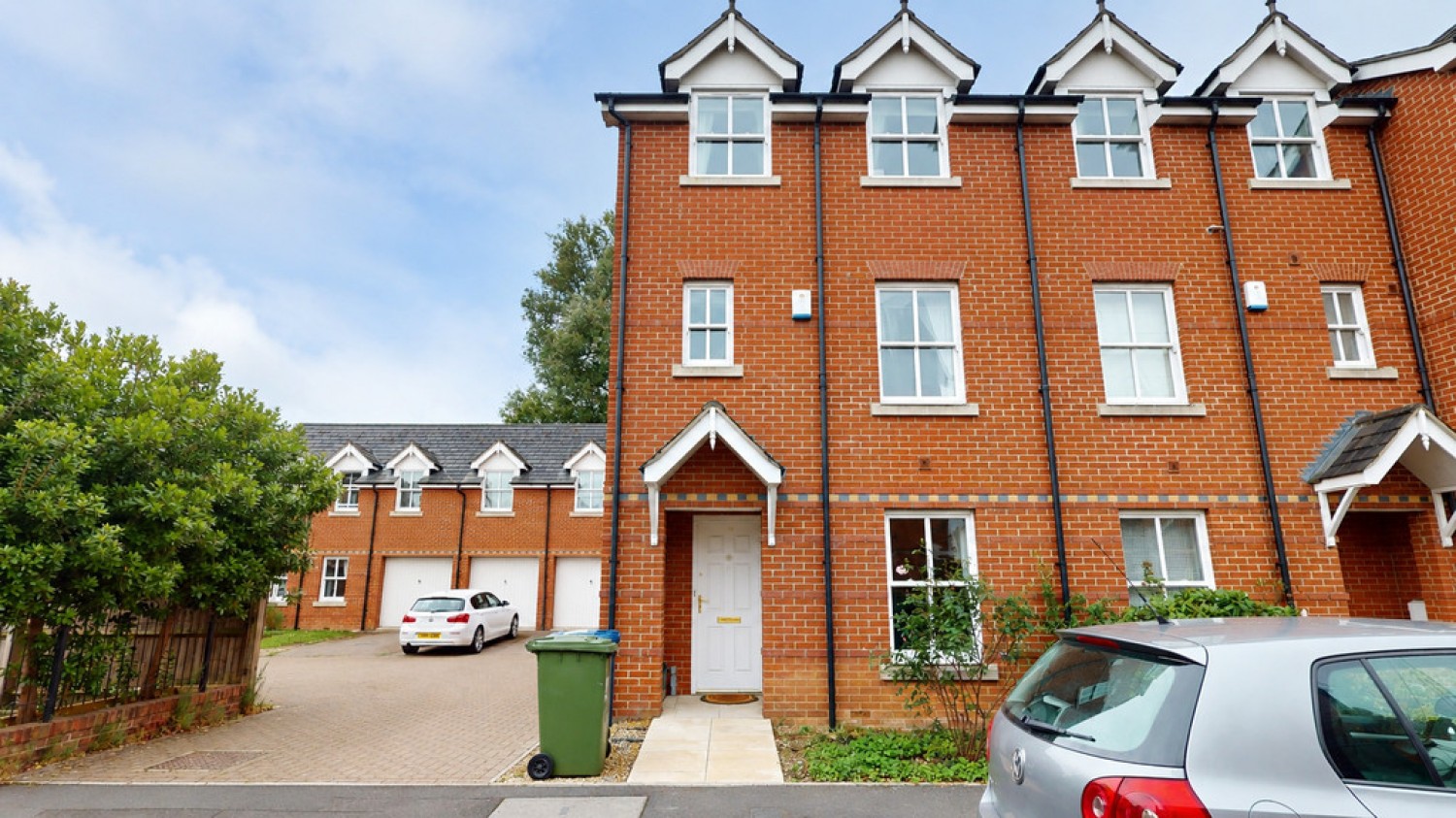 4 bedroom House for Letting Lamarsh Road, Botley