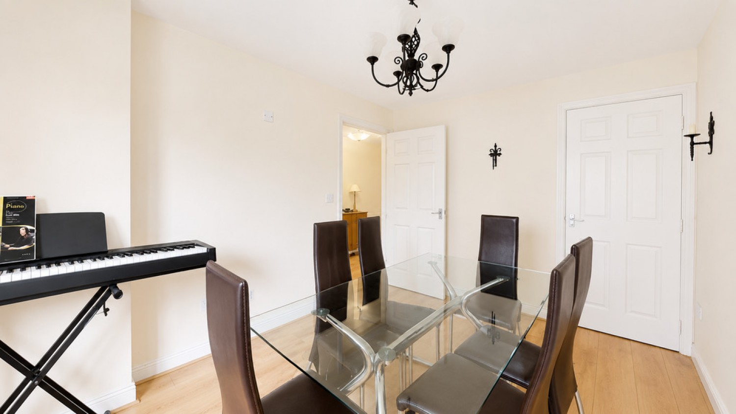 4 bedroom House for Letting Lamarsh Road, Botley